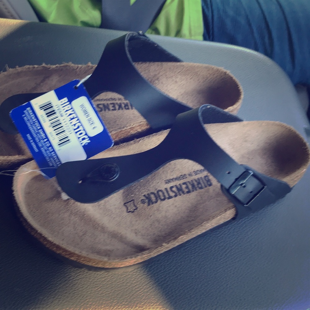 Brand new gizeh Birkenstocks